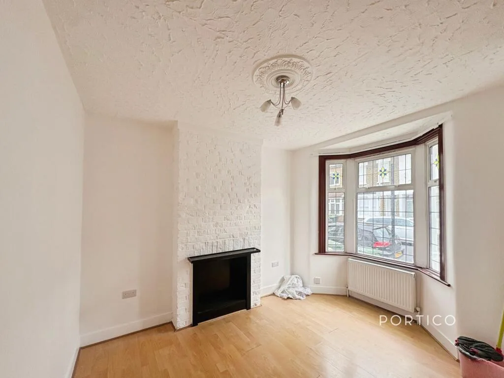 2 bedroom house for rent