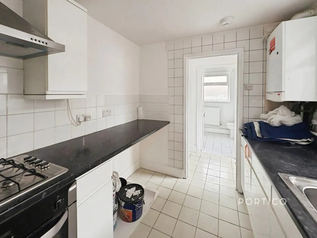 2 bedroom house for rent