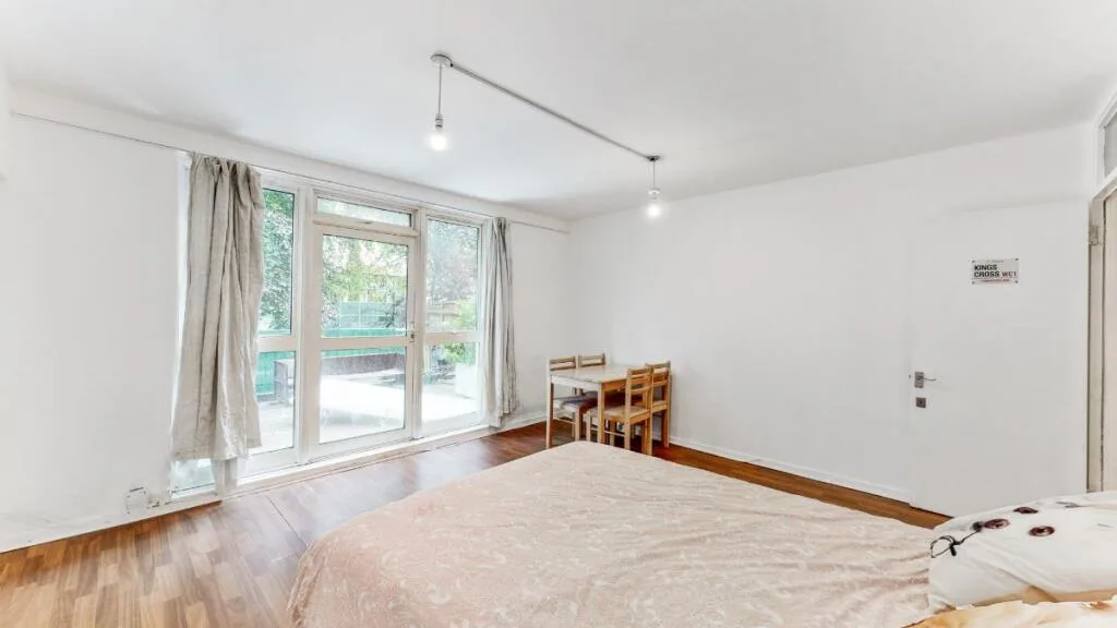 3 bedroom flat for rent