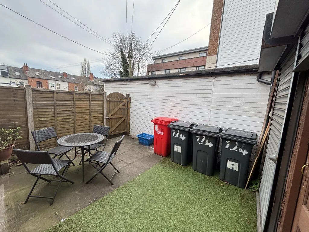 Studio flat for rent