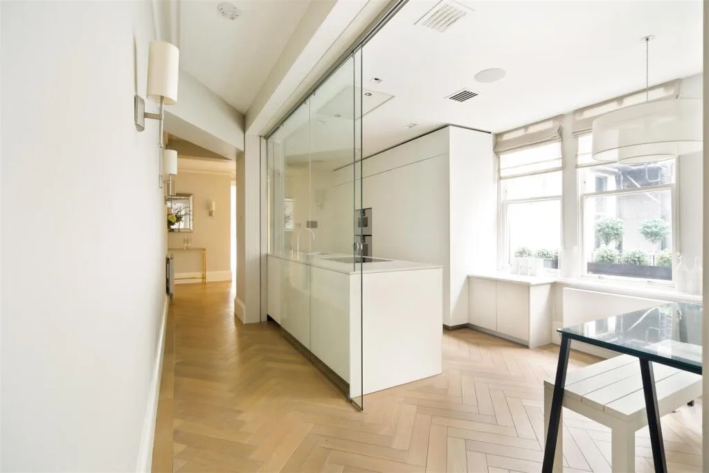 5 bedroom apartment for rent