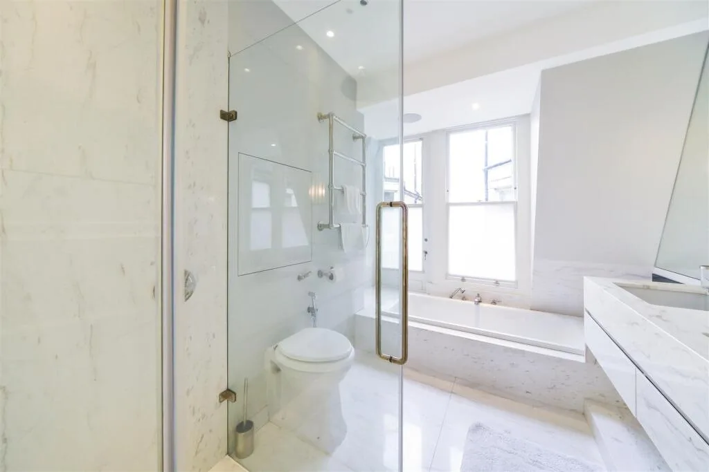 5 bedroom apartment for rent