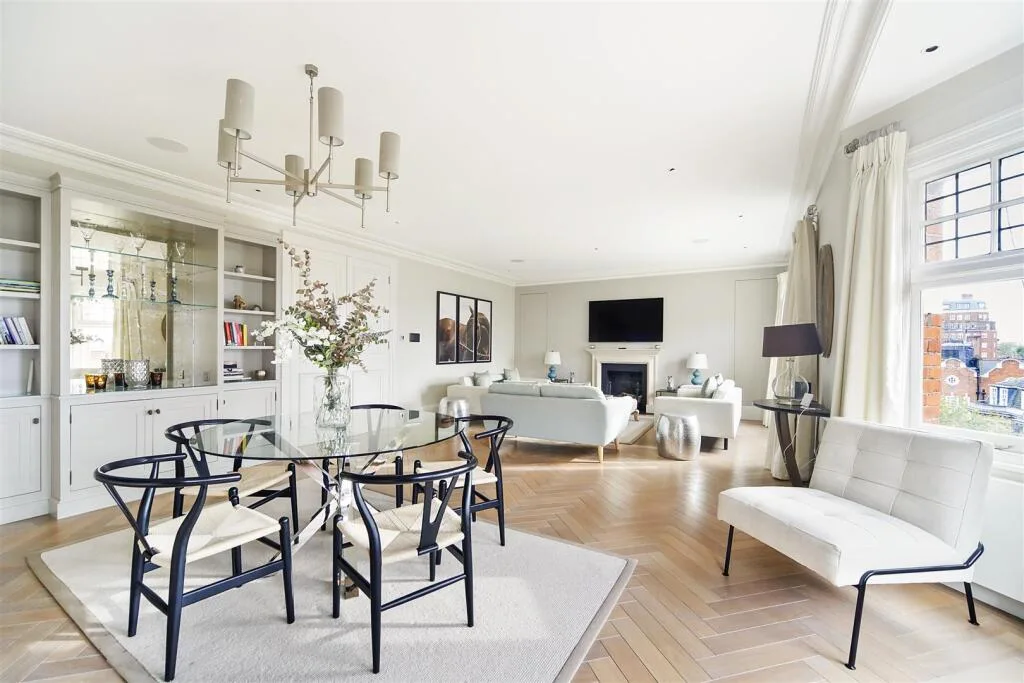 5 bedroom apartment for rent
