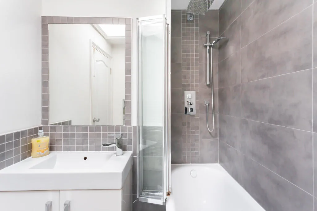 4 bedroom flat for rent