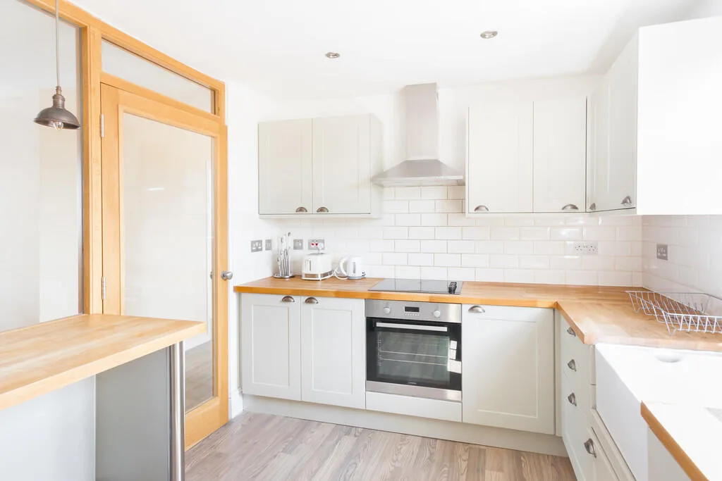 4 bedroom flat for rent