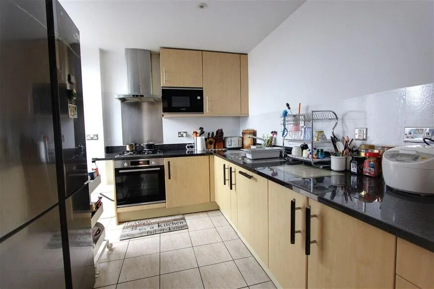 3 bedroom flat for rent