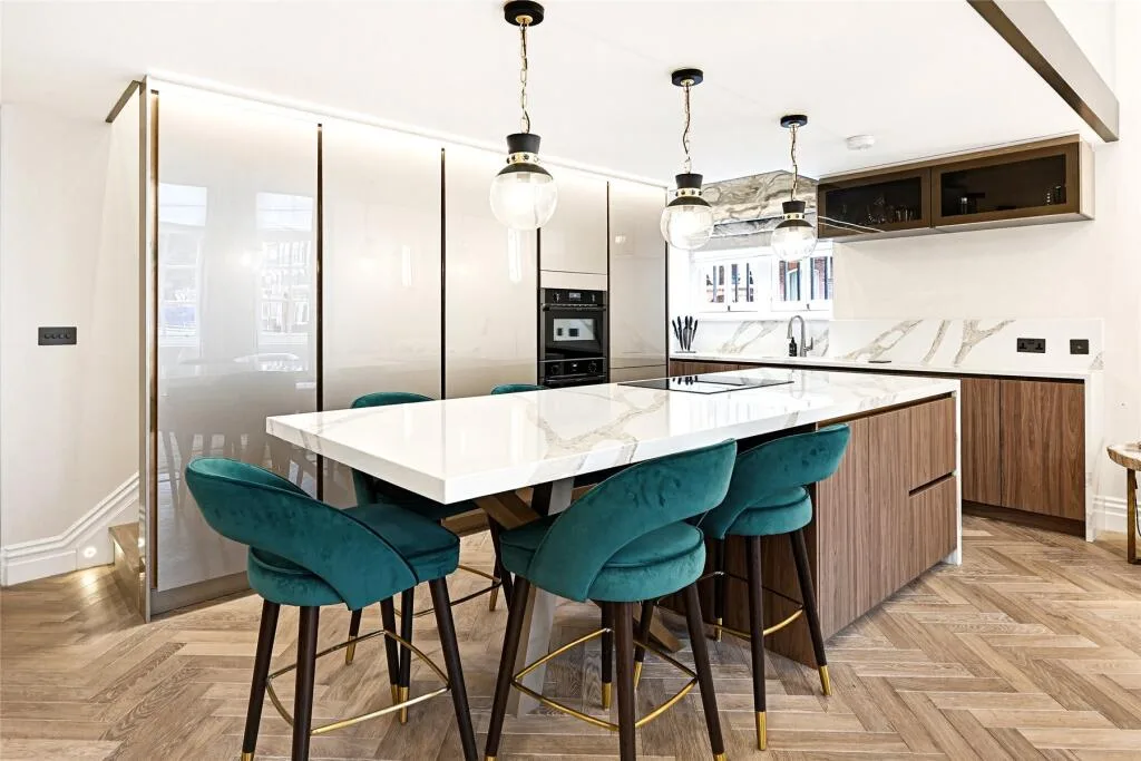 3 bedroom flat for rent