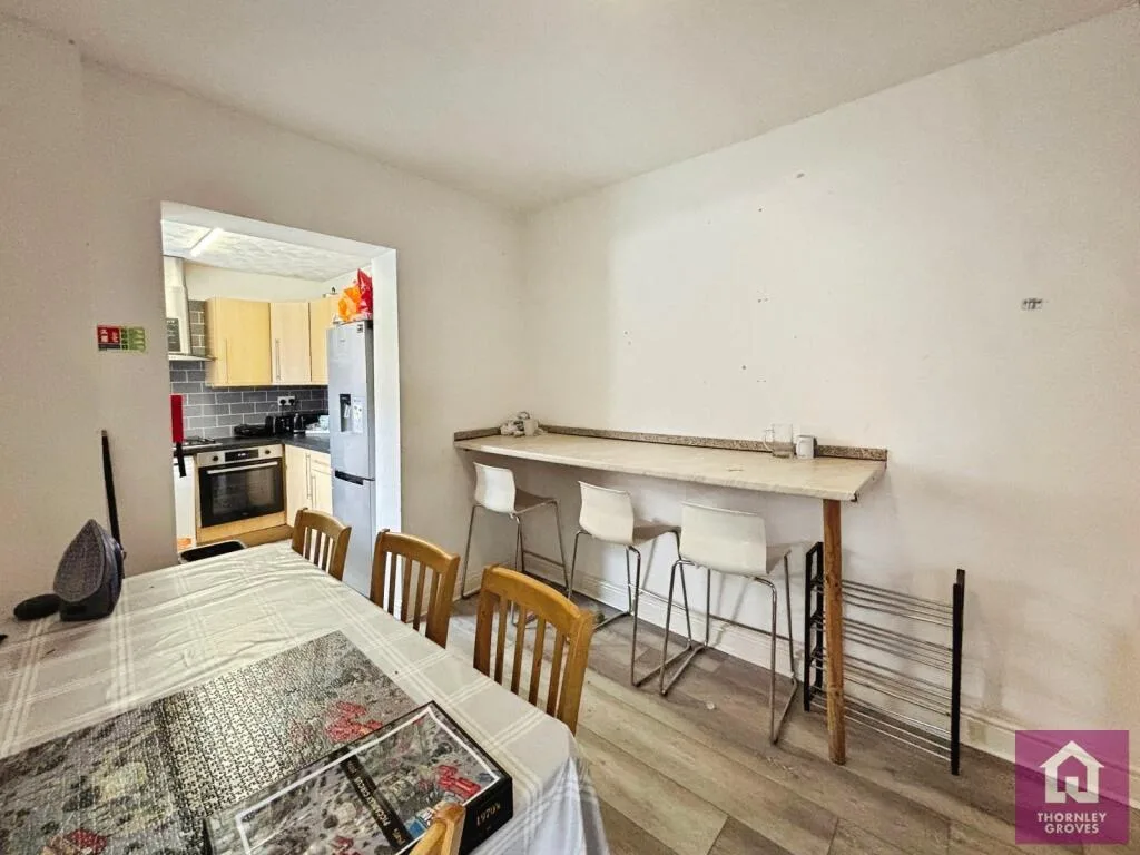4 bedroom terraced house for rent