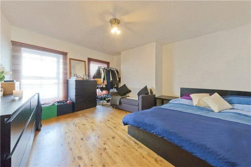 3 bedroom semi-detached house for rent
