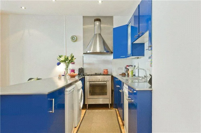 3 bedroom semi-detached house for rent