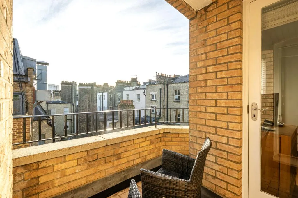 4 bedroom apartment for rent