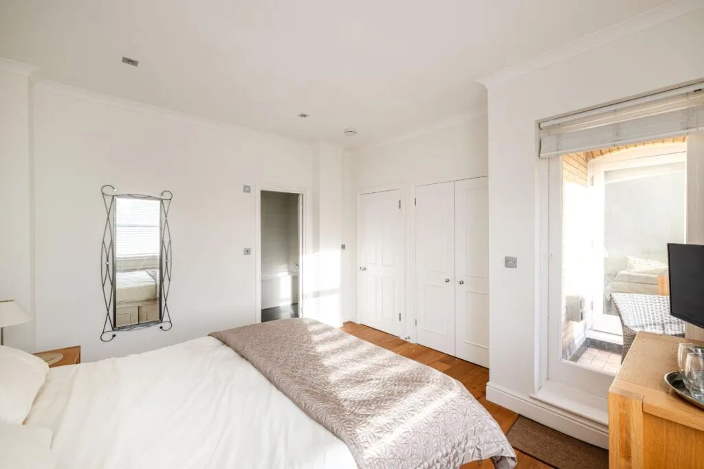 4 bedroom apartment for rent