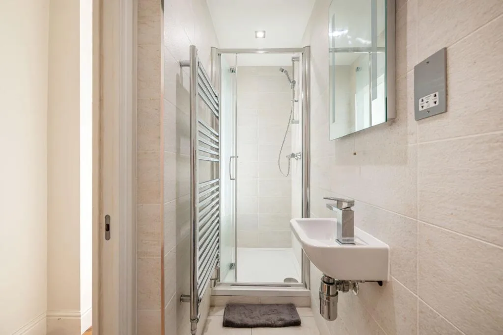 4 bedroom apartment for rent