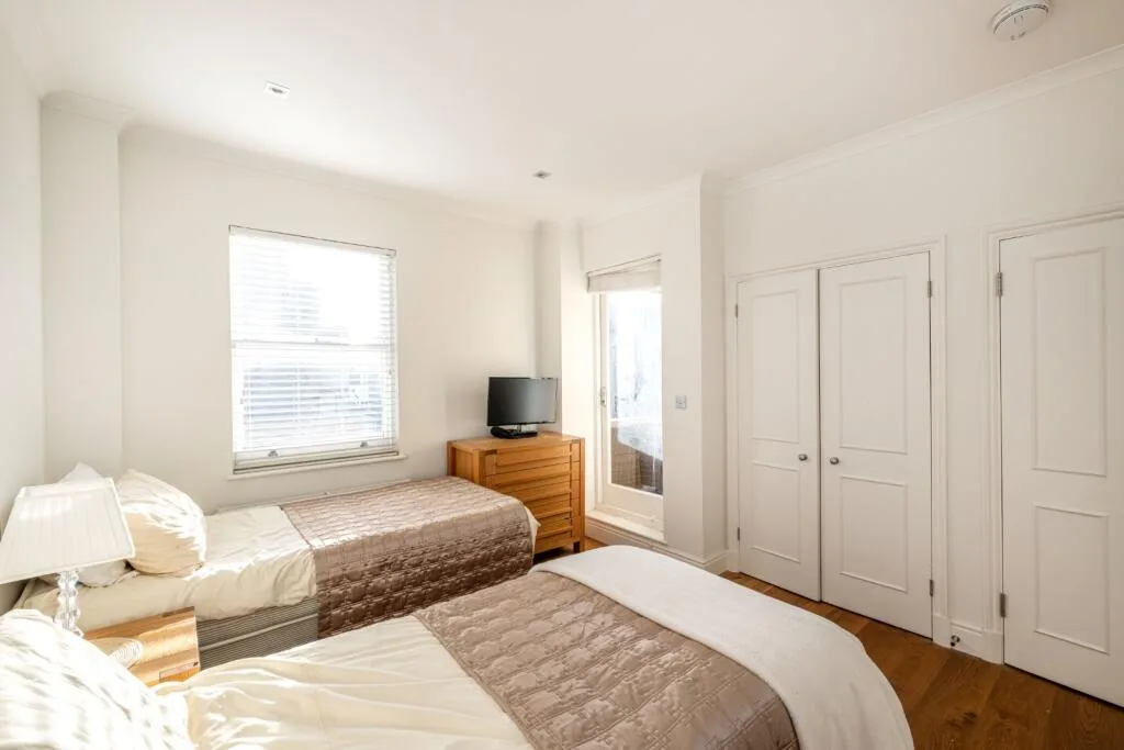 4 bedroom apartment for rent