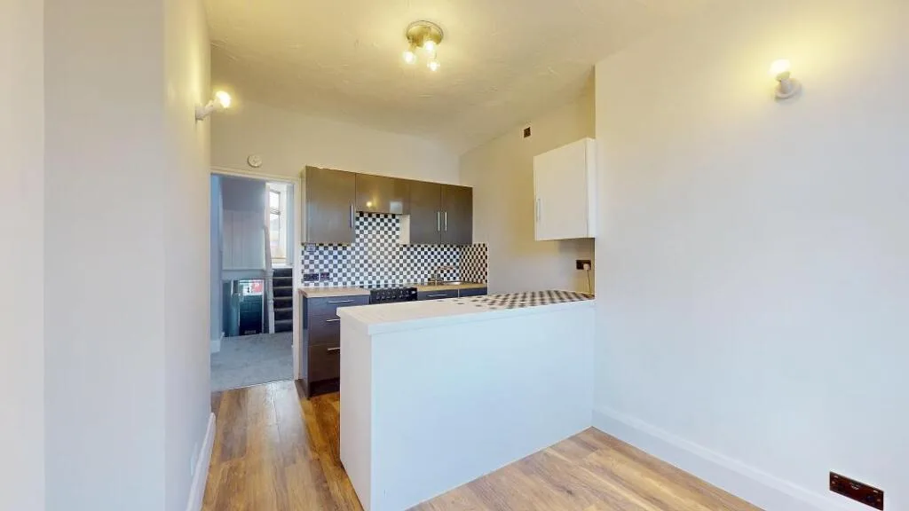 2 bedroom flat for rent