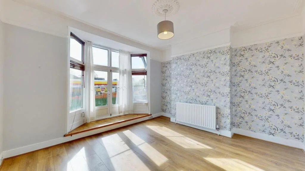 2 bedroom flat for rent