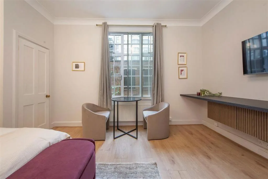Studio flat for rent