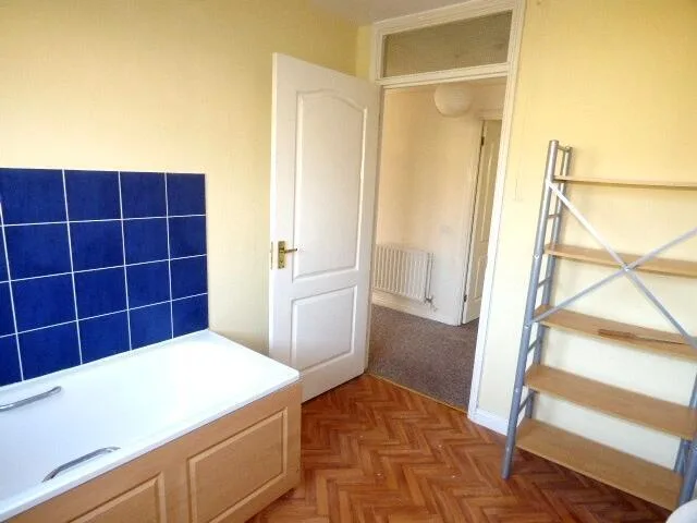 1 bedroom ground floor flat for rent