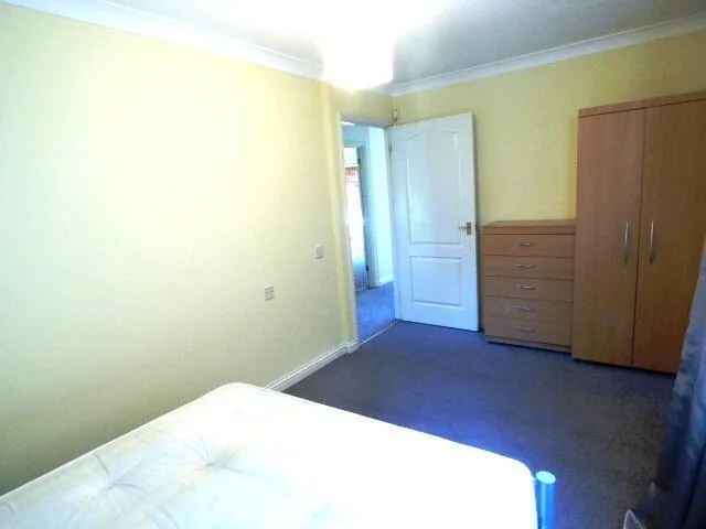 1 bedroom ground floor flat for rent