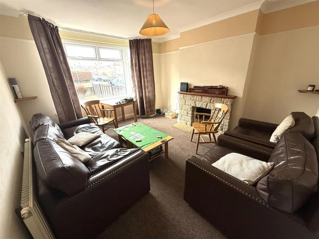 4 bedroom terraced house for rent