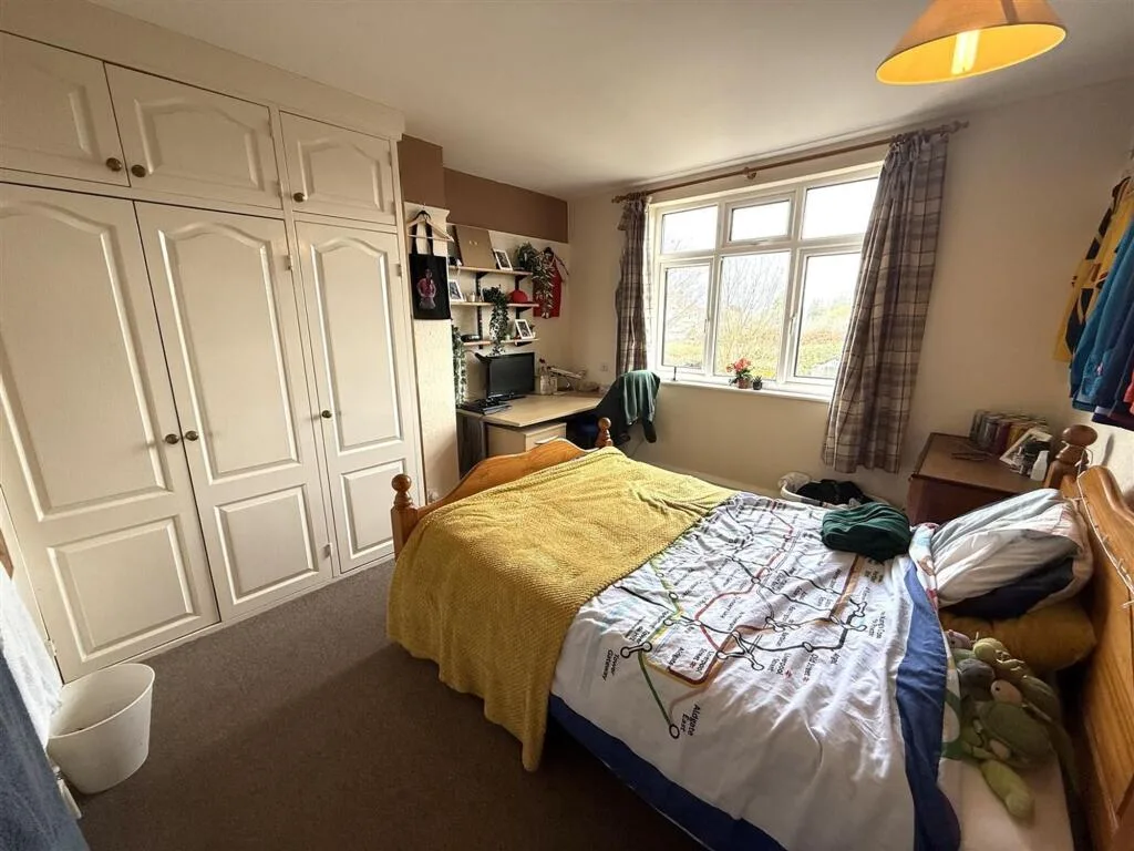 4 bedroom terraced house for rent
