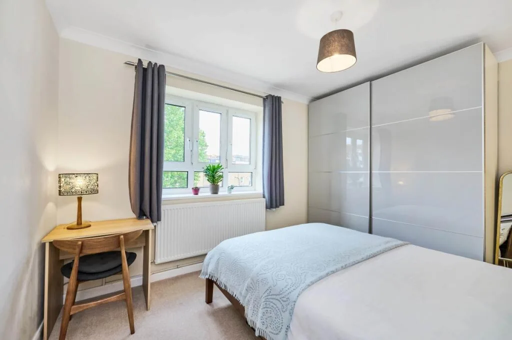 3 bedroom flat for rent