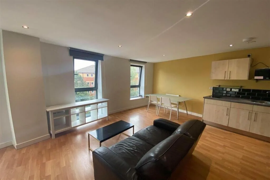Studio flat for rent