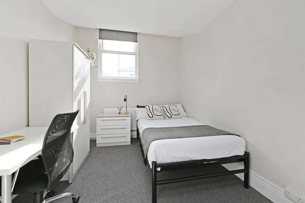 4 bedroom apartment for rent