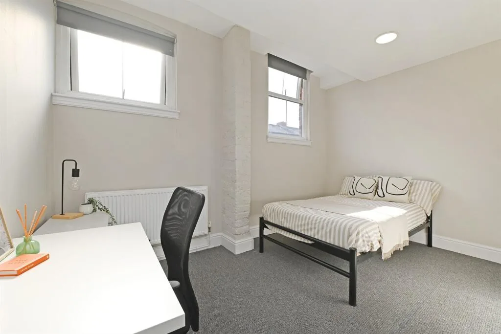 4 bedroom apartment for rent