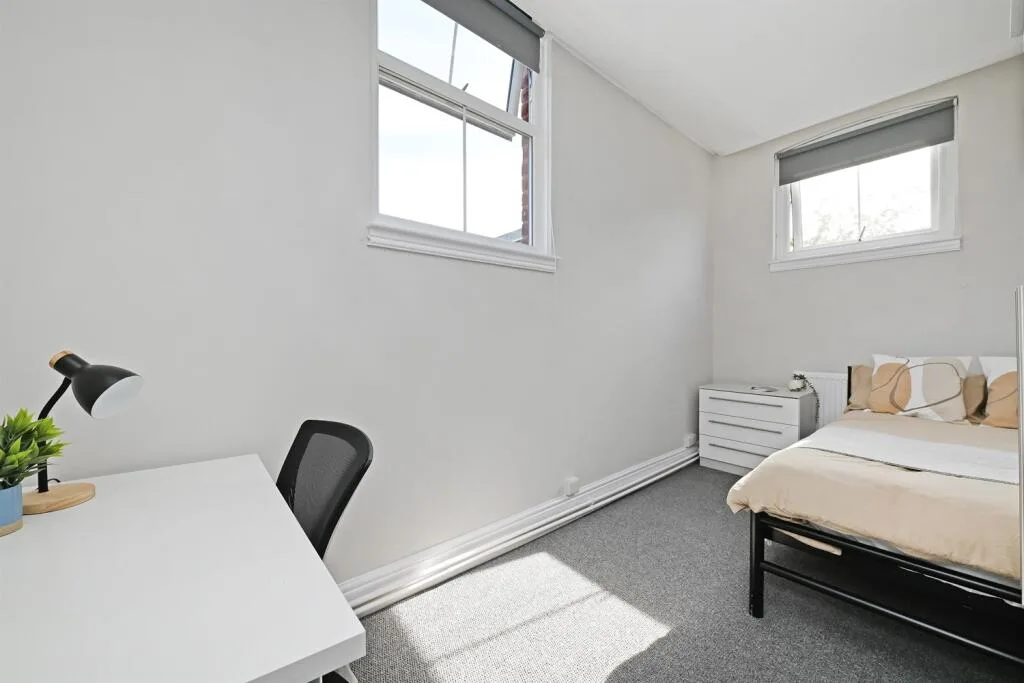 4 bedroom apartment for rent