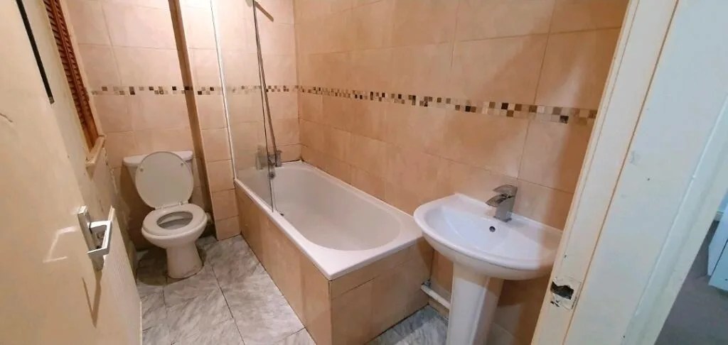 2 bedroom house for rent