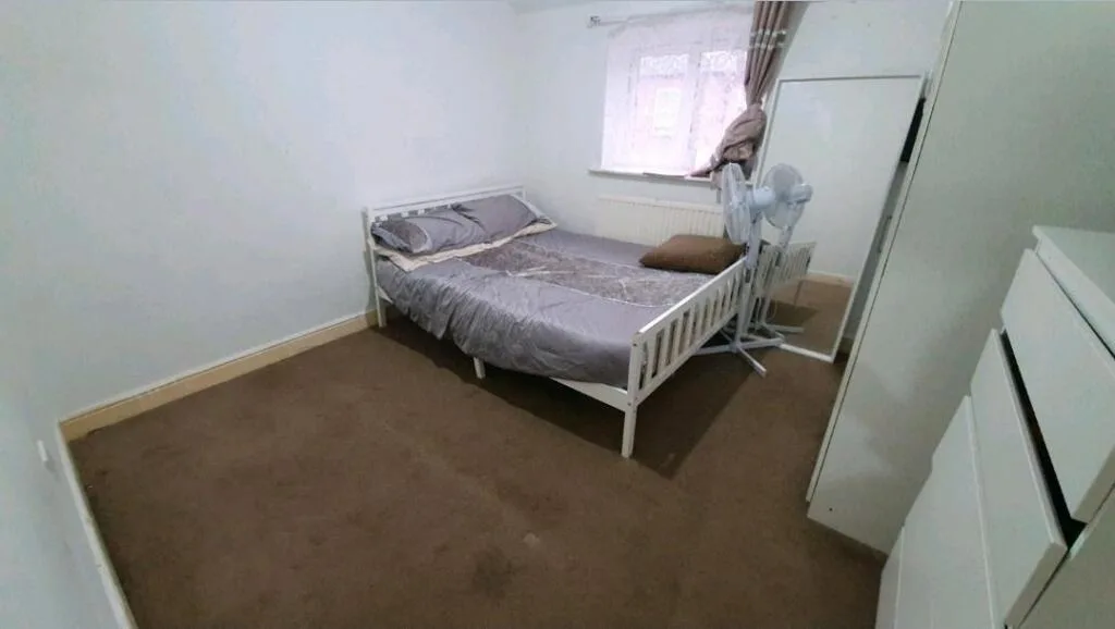 2 bedroom house for rent