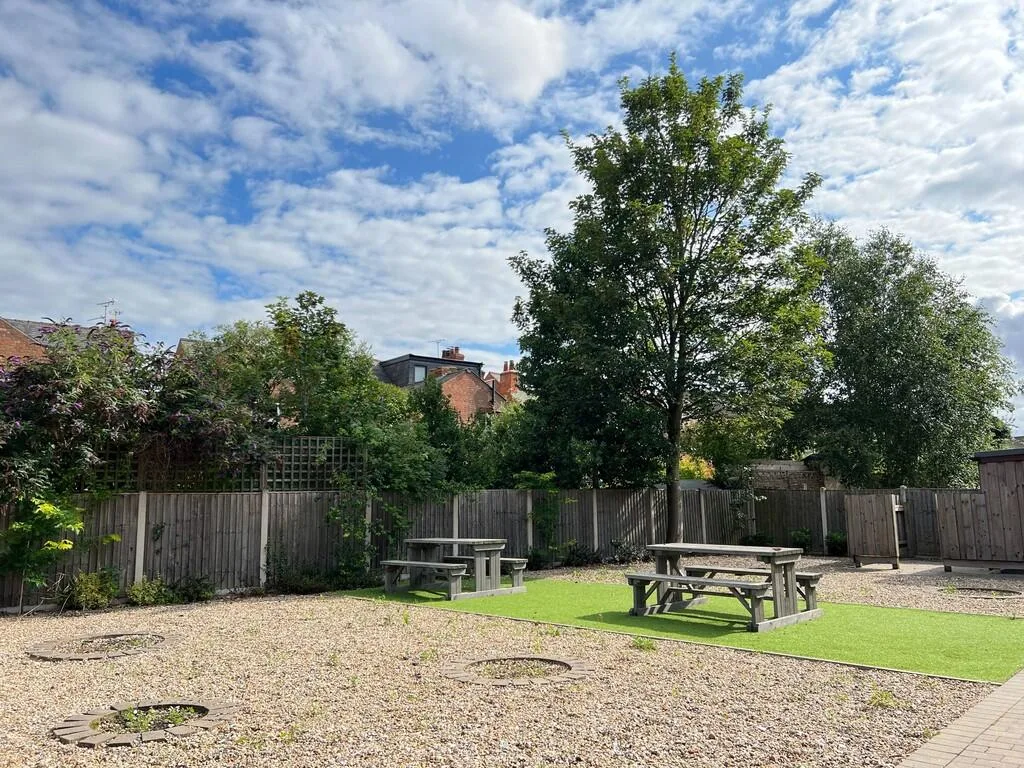 4 bedroom apartment for rent