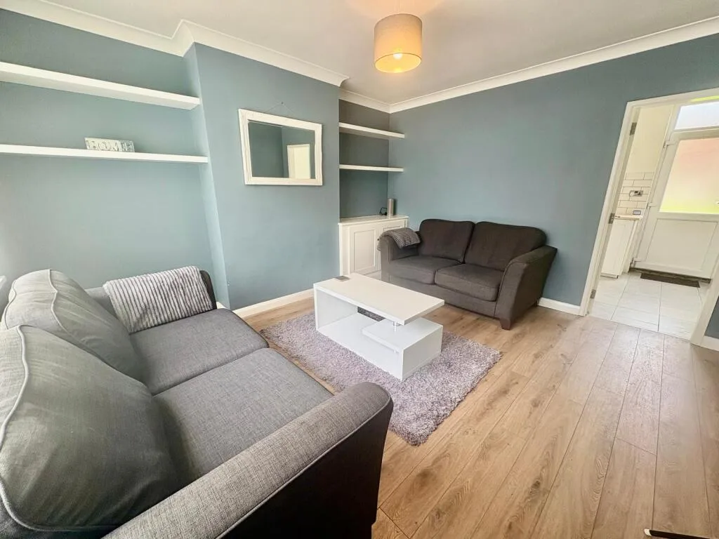 1 bedroom house for rent