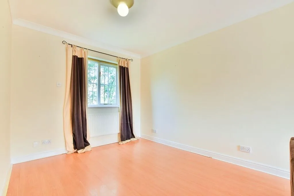 4 bedroom detached house for rent