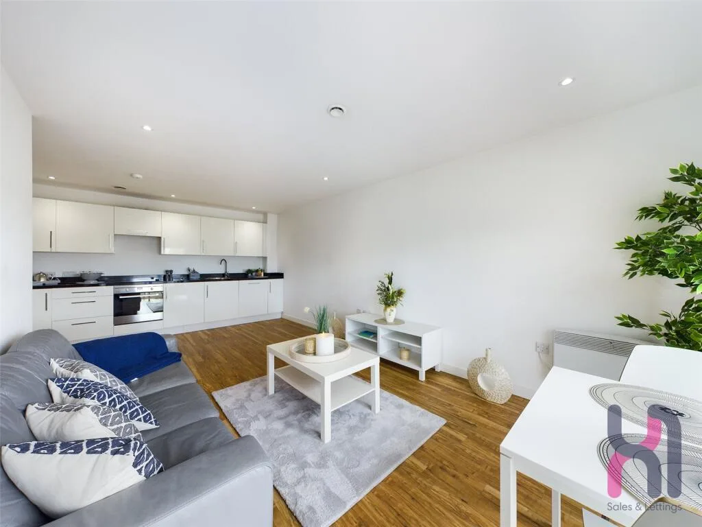 2 bedroom flat for rent