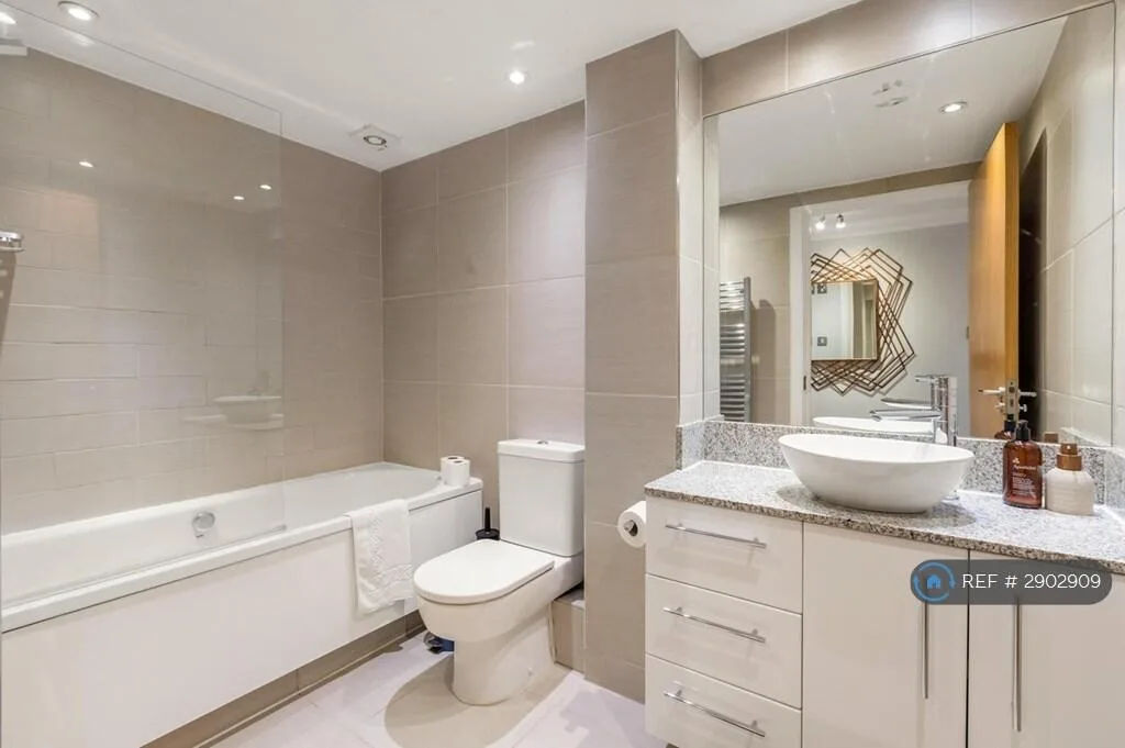 2 bedroom flat for rent