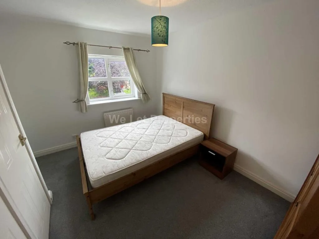 2 bedroom house for rent