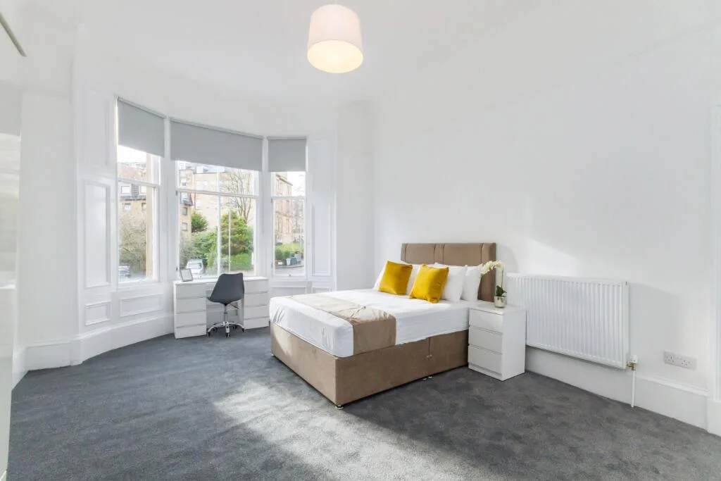 4 bedroom flat for rent