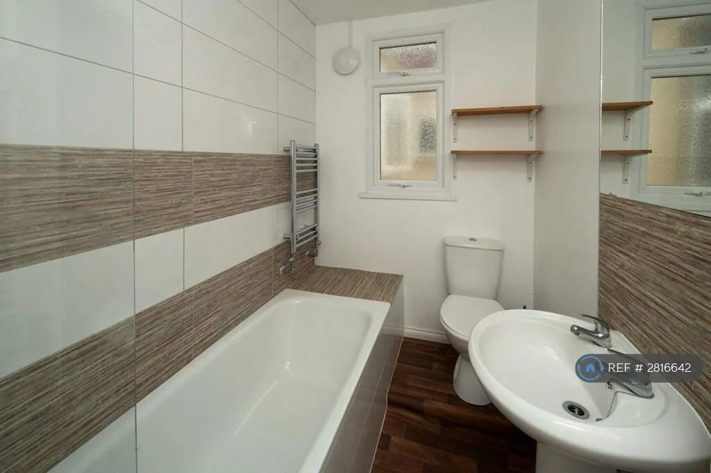 3 bedroom flat for rent