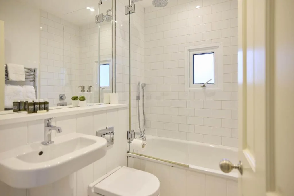 5 bedroom house for rent