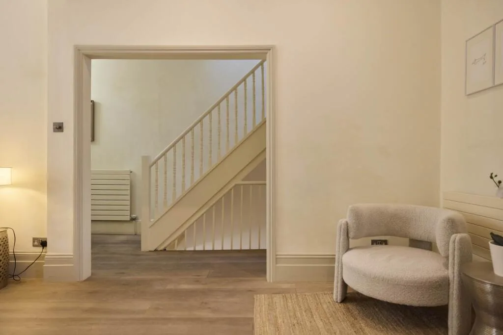 5 bedroom house for rent