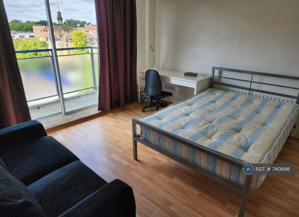 4 bedroom flat for rent