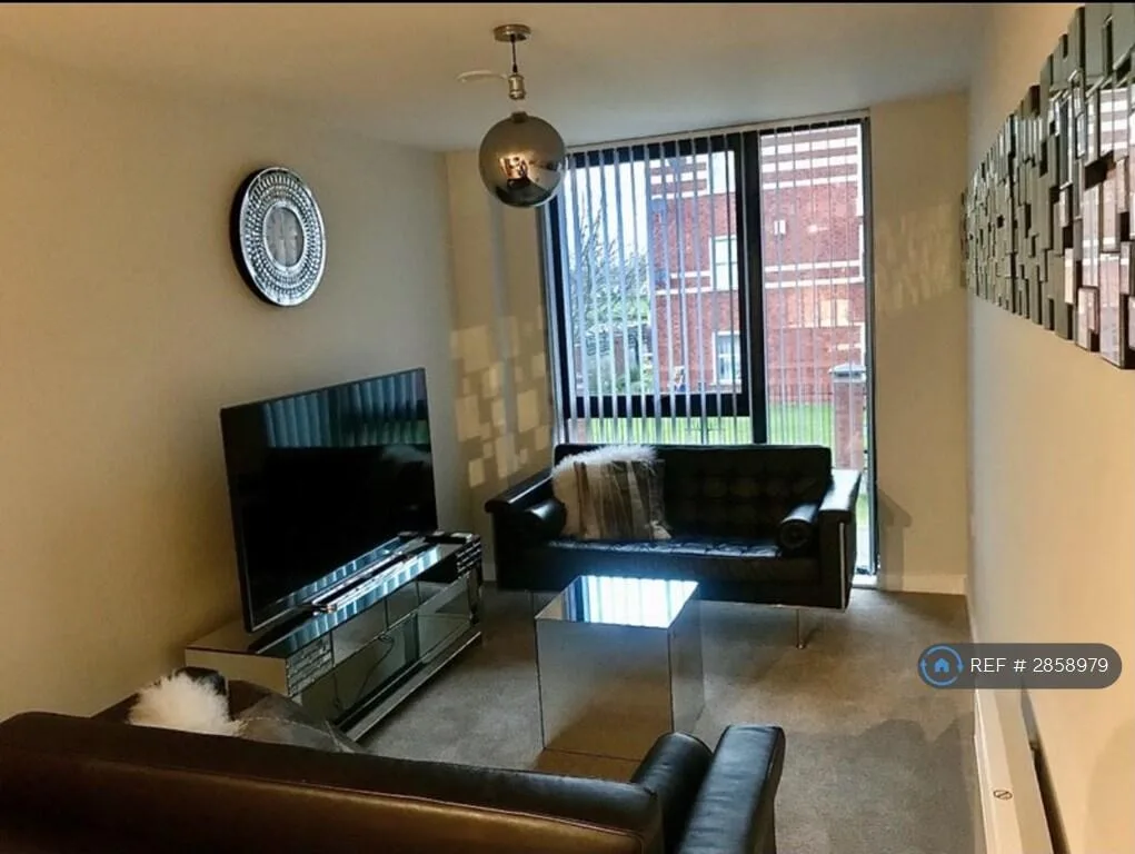 1 bedroom house share for rent