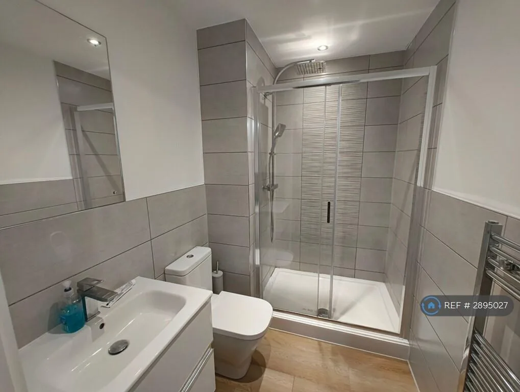 Studio flat for rent