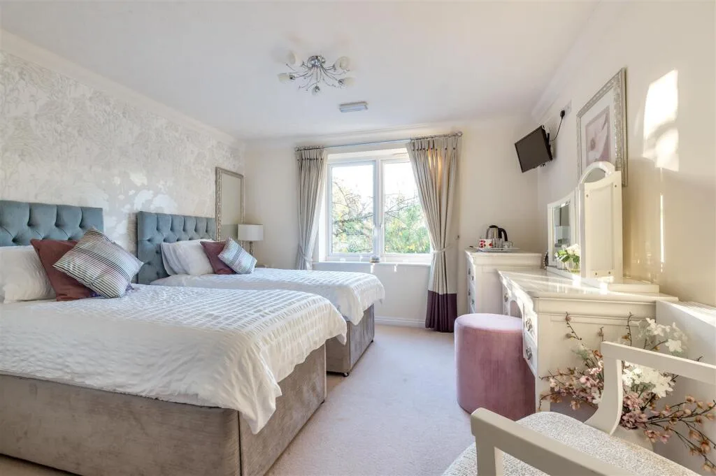 1 bedroom retirement property for rent