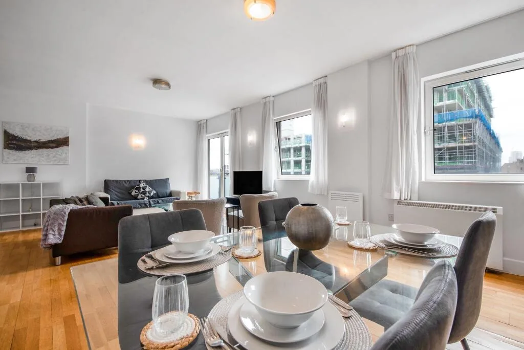 3 bedroom flat for rent