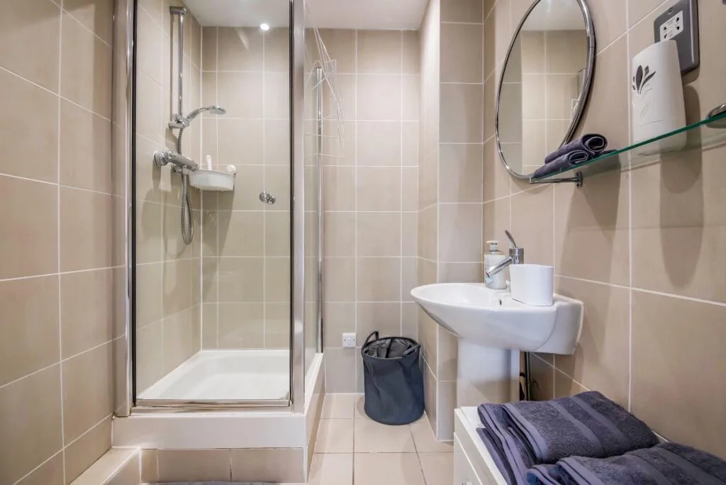 3 bedroom flat for rent