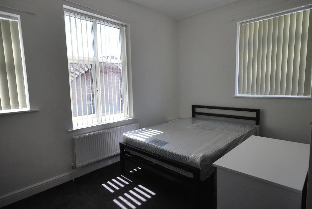 4 bedroom apartment for rent