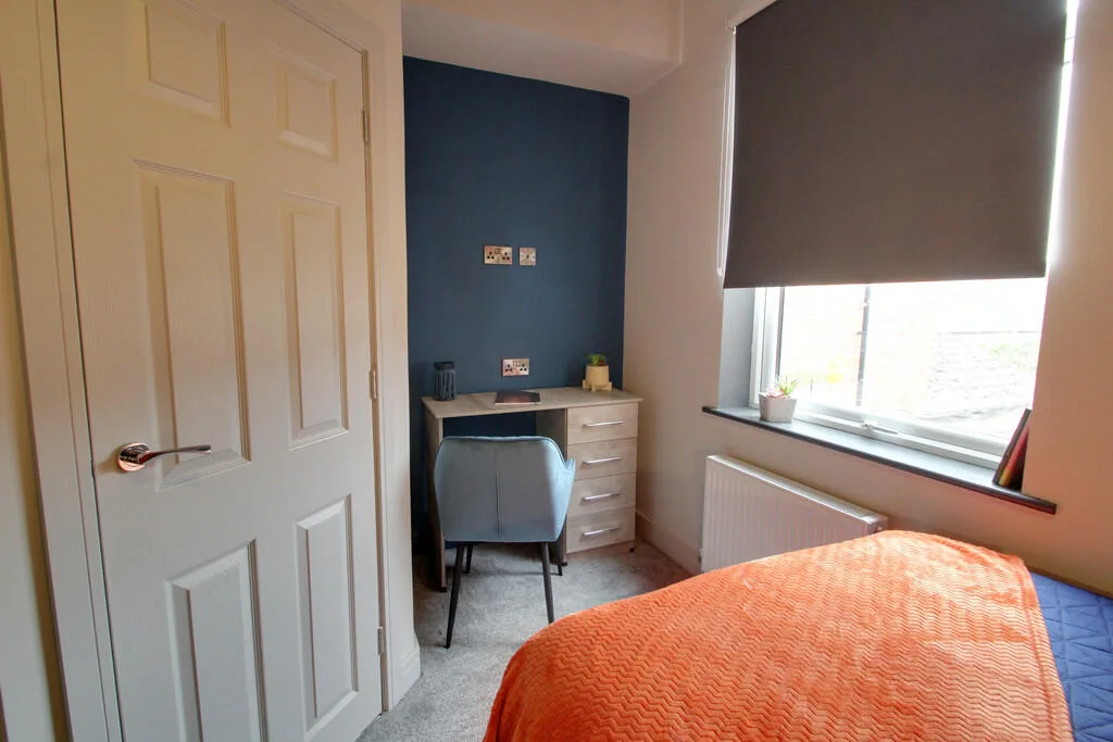1 bedroom house share for rent